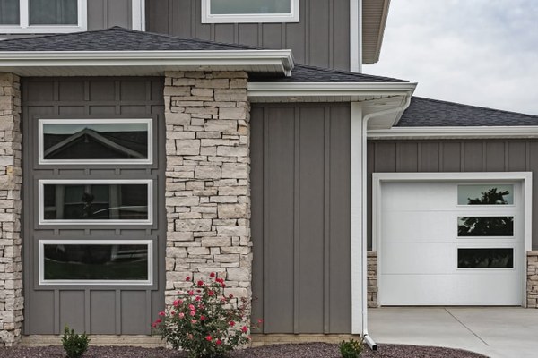 C.H.I. Skyline flush panel modern garage door